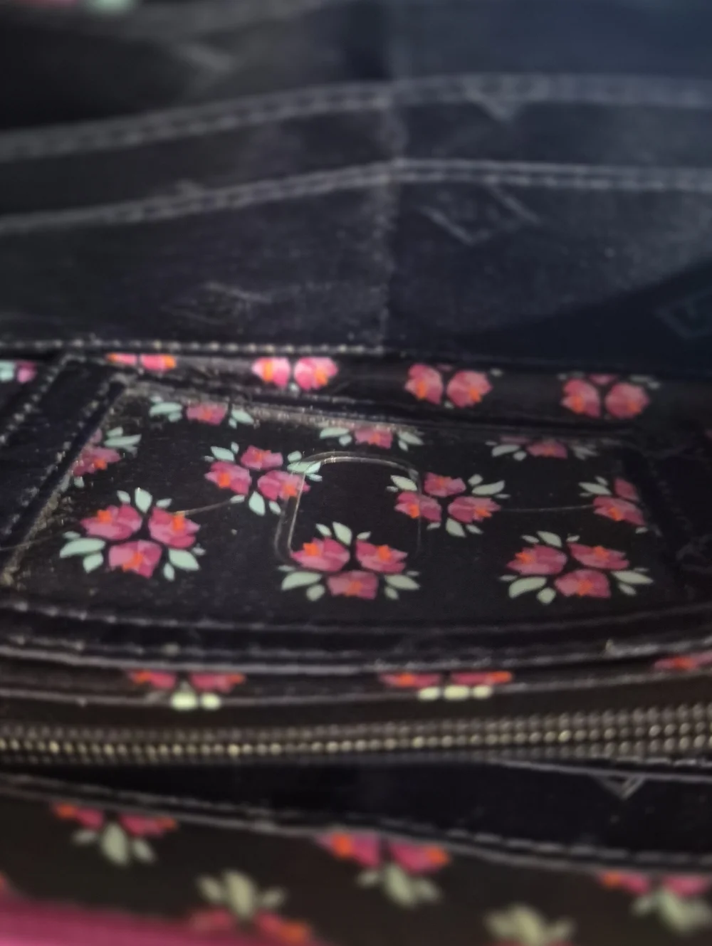 NWOT Vera Bradley RFID Secure Retired   Dream Tapestry  Geogia Quilted Wallet - Picture 7 of 9